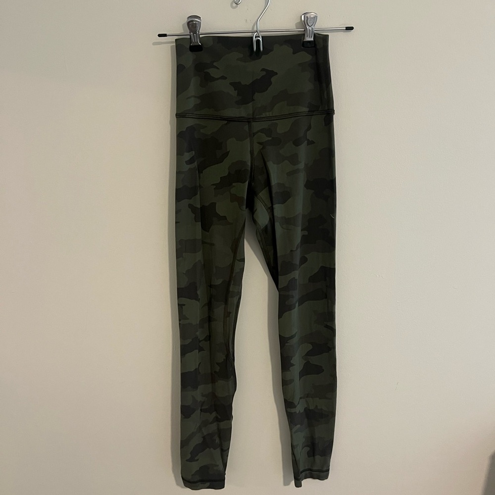 Lululemon align high rise pant 25” size 2
